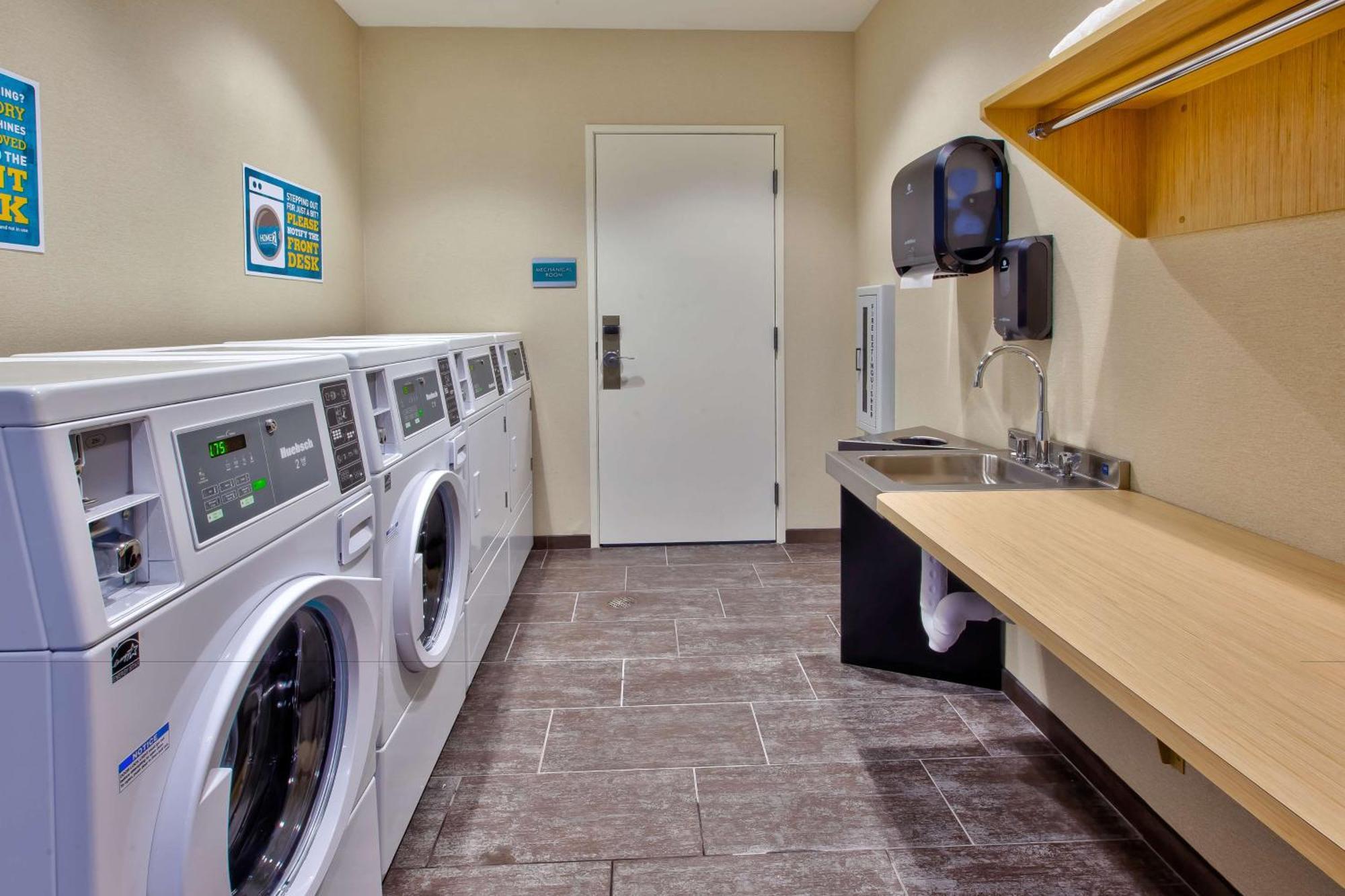 Home2 Suites By Hilton Grand Rapids South Byron Center Экстерьер фото