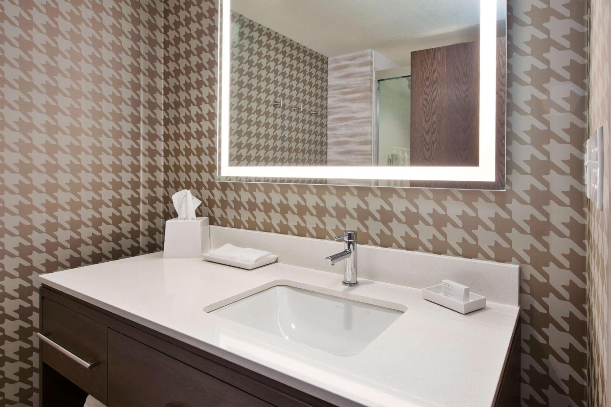 Home2 Suites By Hilton Grand Rapids South Byron Center Экстерьер фото